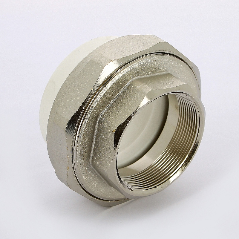 Муфта В 75 х 2 1/2 разборная