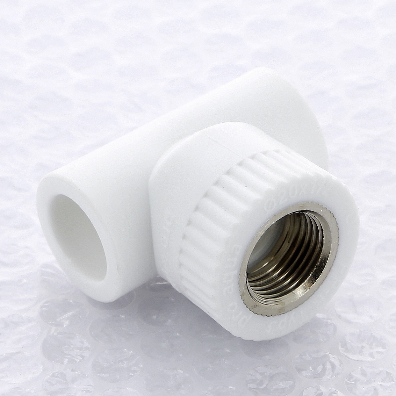 Тройник В 20 х 1/2