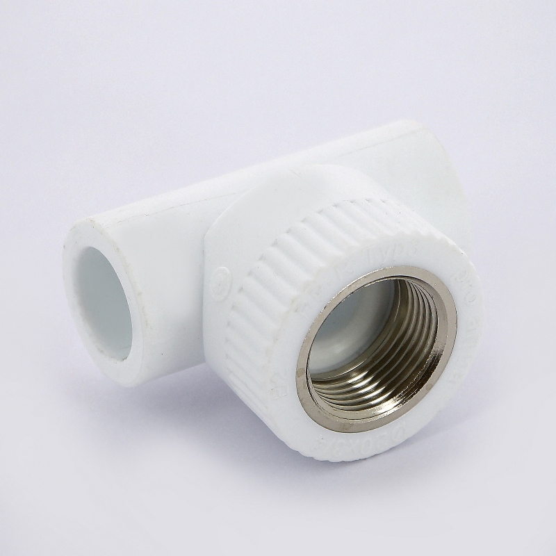 Тройник В 20 х 3/4