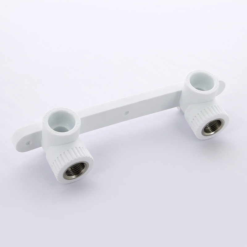 Водорозетка двойная В 20 х 1/2 на планке